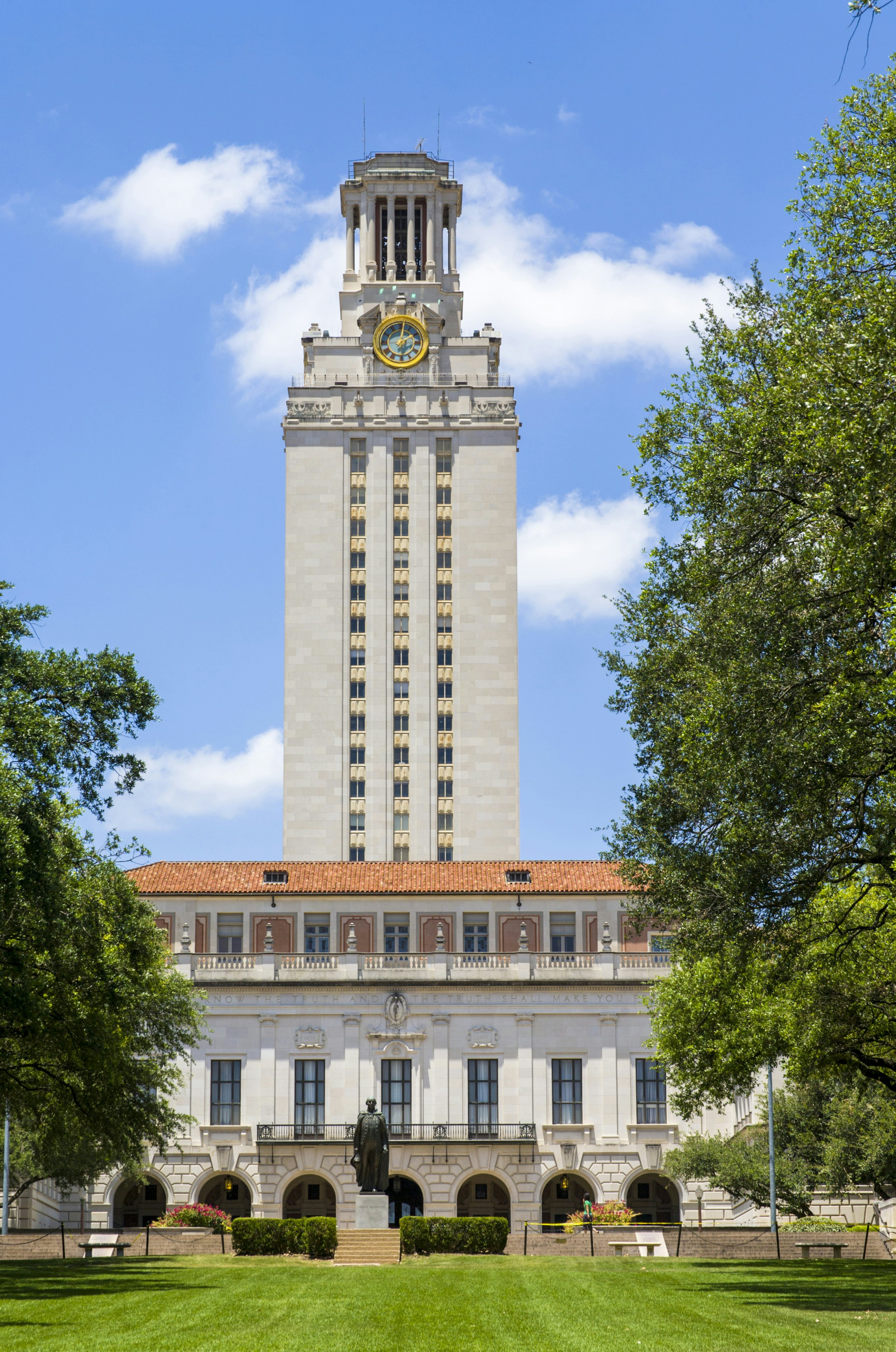 University of Texas Tower, Statue of George Washington, Austin, Texas, USA